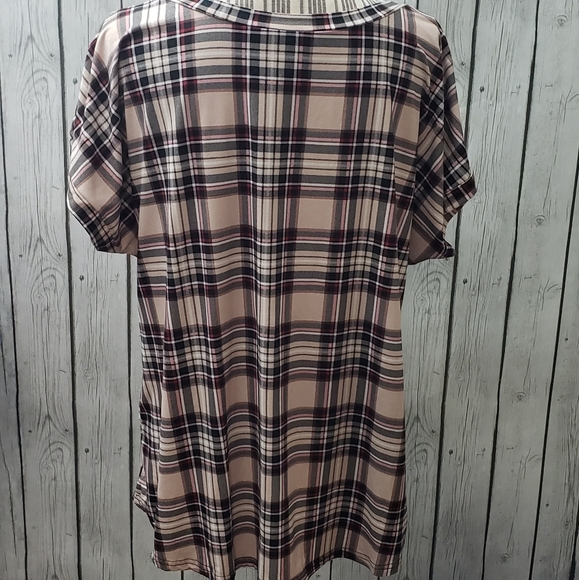BAE CITY Pullover V-Neck Plaid Blouse, Size 3X - Picture 4 of 8